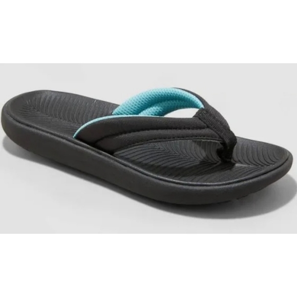 All in Motion Boys' Sterling Slip-On Thong Sandals - Picture 2 of 10